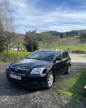 toyota małopolskie Toyota Avensis cena 5000 przebieg: 430000, rok produkcji 2004 z Karczew